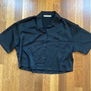 Abercrombie & Fitch Short-Sleeve Boxy Satin Button-Up Shirt